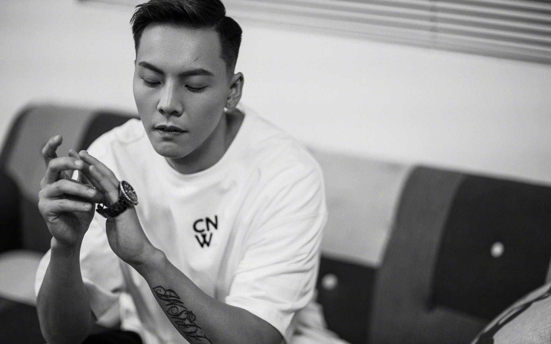 凯尔特人险胜公牛，关键一役中塔图姆双手暴扣点燃全场，塔图姆53分 凯尔特人胜森林狼