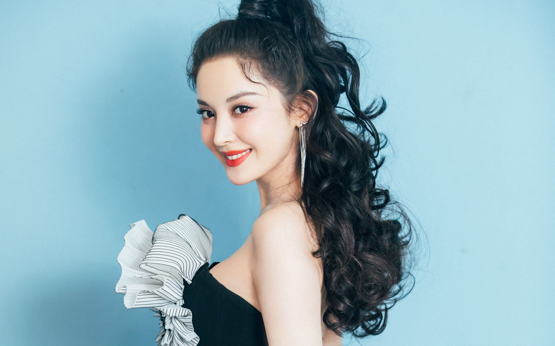 巴西队在南美预赛中领先，晋级形势乐观
