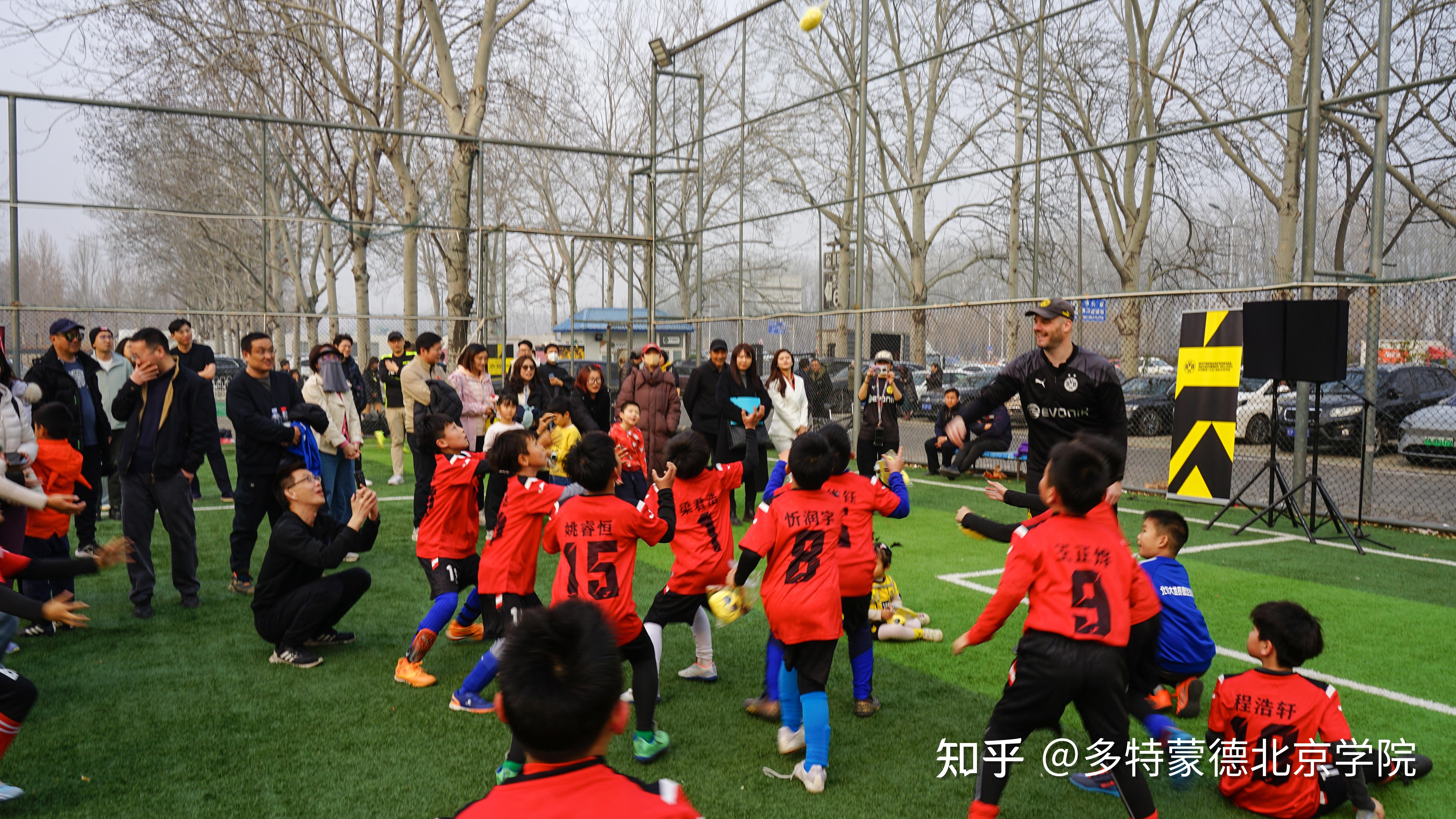 关于B体育APP:中国足球青训基地举办青少年足球比赛：检验青训成果，选拔优秀苗子的信息