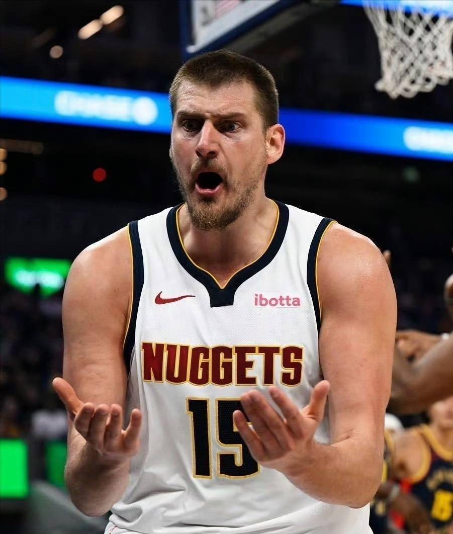 包含bsports体育：凯尔特人队防守策略：如何限制约基奇的内线进攻和组织？的词条