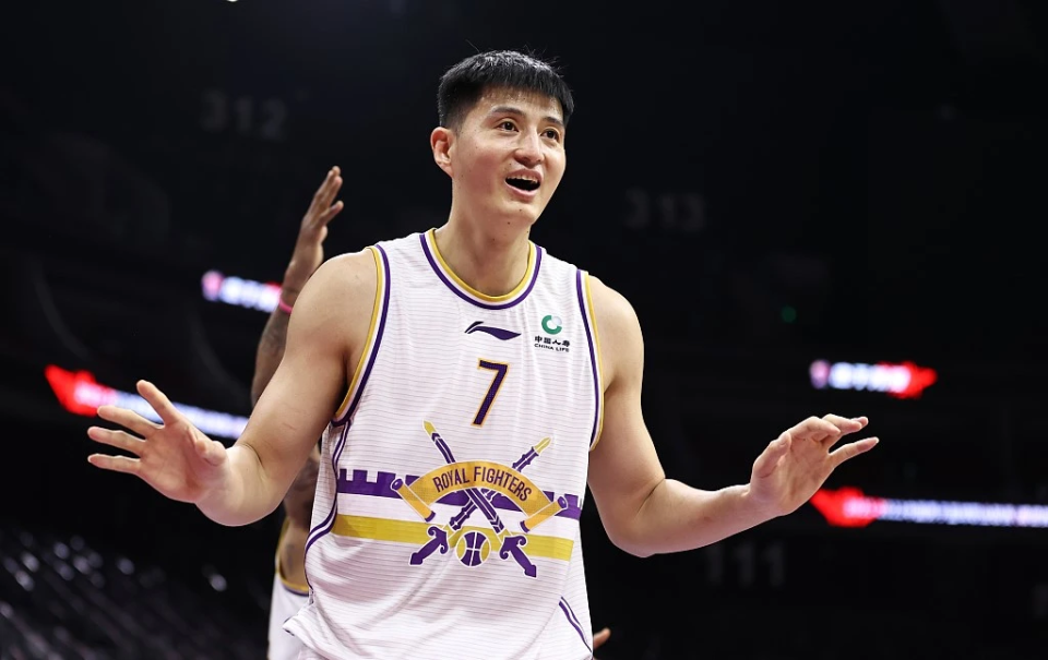 B 体育官网-包含B体育官网：CBA总决赛，除了明星球员，角色球员的作用被低估了吗？的词条
